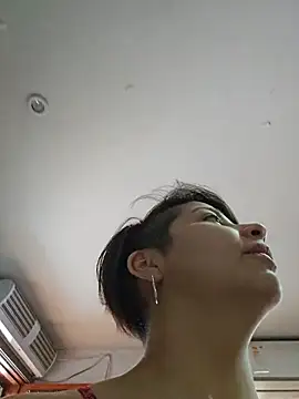 Snapshot of MaiPandora chatting on February 10, 3:49 pm MaiPandora online show from February 10, 3:49 pm