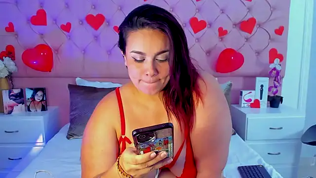 KourtneyEvans online show from March 5, 6:01 pm