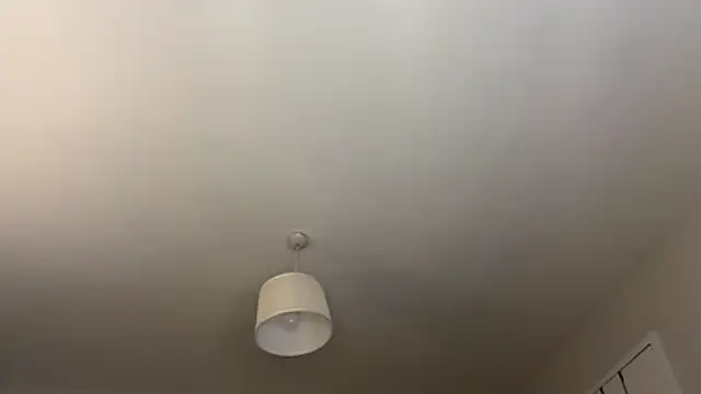 skyejde online show from February 19, 6:48 pm