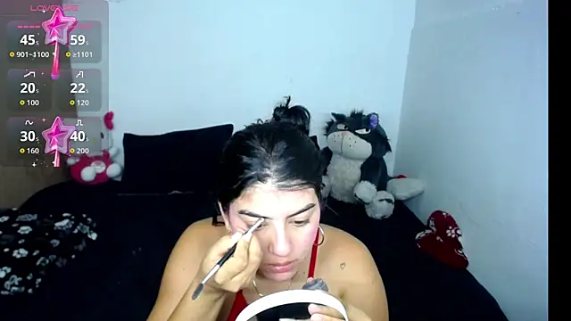 Snapshot of hello_kityy25 chatting on June 4, 1:55 am hello kityy25 online show from June 4, 1:55 am