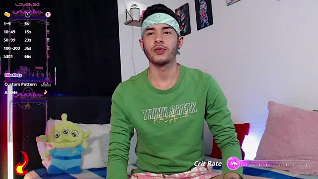 Snapshot of kyle_clint07 chatting on January 16, 2:48 am kyle clint07 online show from January 16, 2:48 am