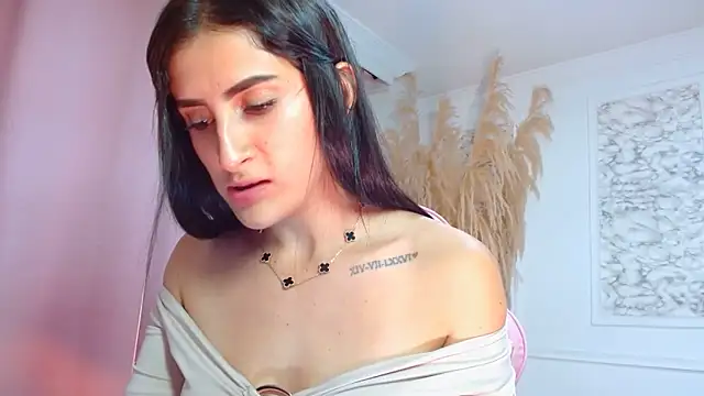 Danella houston online show from June 20, 7:38 pm