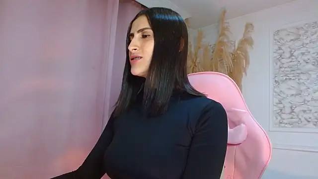 Danella houston online show from July 26, 11:33 pm