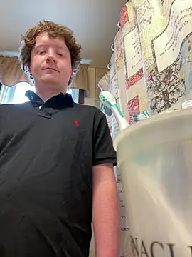 onlyhill online show from March 15, 7:09 pm