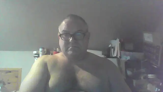 Snapshot of mkestr69 chatting on January 9, 10:11 pm mkestr69 online show from January 9, 10:11 pm