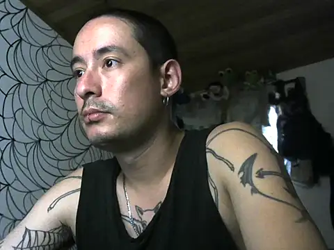 vampireathome online show from May 4, 6:59 pm