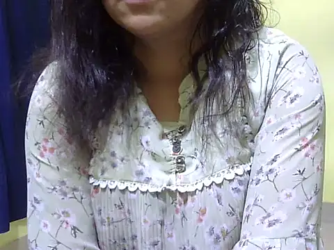 Your cutiepie  online show from October 25, 11:29 am