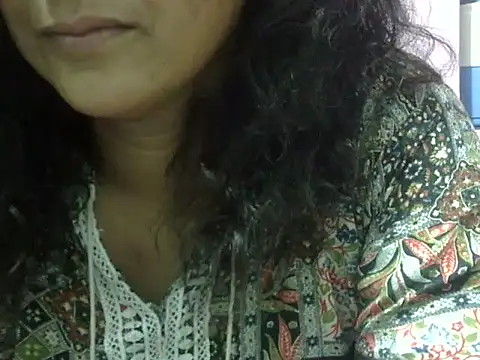 Your cutiepie  online show from May 1, 6:23 pm