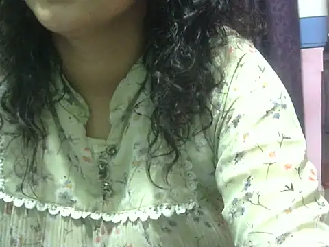Your cutiepie  online show from June 18, 1:59 pm