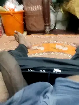 Snapshot of Yashkumar_0697 chatting on February 14, 7:23 pm Yashkumar 0697 online show from February 14, 7:23 pm