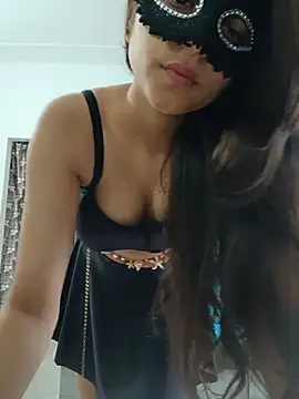 Snapshot of shnaz_1 chatting on July 23, 8:12 am shnaz 1 online show from July 23, 8:12 am