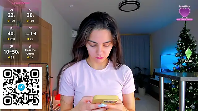 Snapshot of EmiliaZen chatting on December 16, 3:17 pm EmiliaZen online show from December 16, 3:17 pm