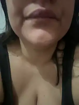 daianaspencer online show from February 16, 8:21 am