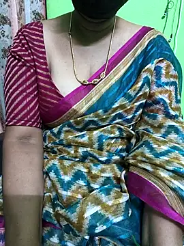 Snapshot of niiveditha chatting on March 16, 2:33 pm niiveditha online show from March 16, 2:33 pm