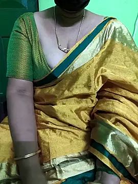 Snapshot of niiveditha chatting on March 21, 2:18 pm niiveditha online show from March 21, 2:18 pm