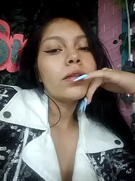 Snapshot of AmbarBaker_ chatting on February 12, 10:04 pm AmbarBaker online show from February 12, 10:04 pm