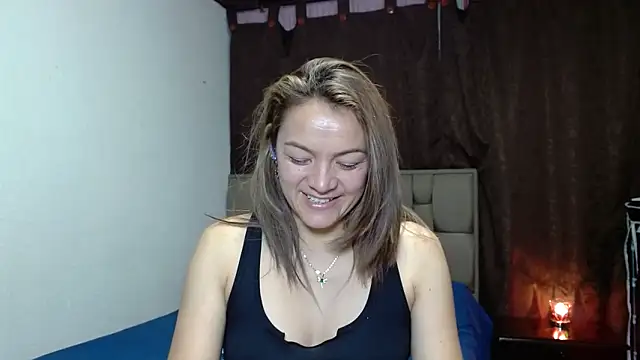 Snapshot of PenelopeMist chatting on November 29, 3:53 am PenelopeMist online show from November 29, 3:53 am