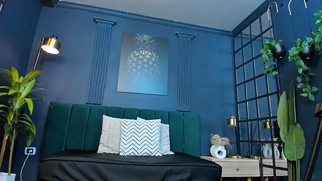 Snapshot of scarlet_edwars chatting on July 22, 7:49 pm scarlet edwars online show from July 22, 7:49 pm