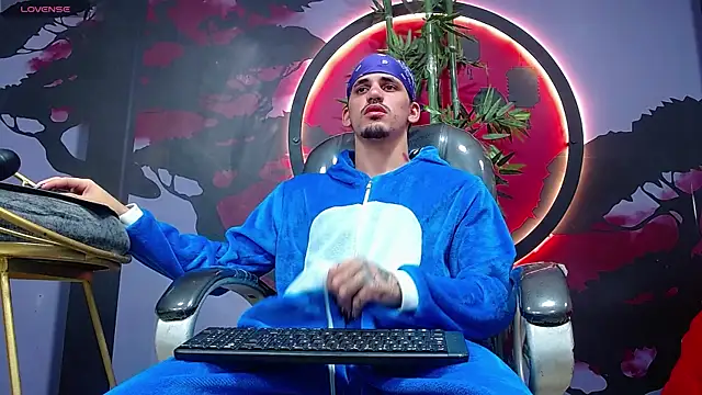 Dirty Kingg online show from November 11, 4:23 am