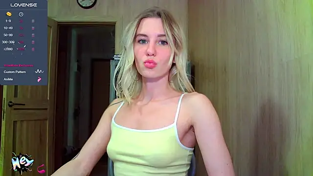 Snapshot of Caramel_piegirl chatting on November 11, 8:42 pm Caramel piegirl online show from November 11, 8:42 pm