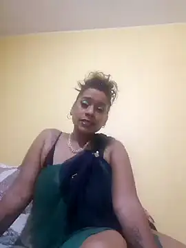 1fiestyalpha online show from February 9, 6:26 pm