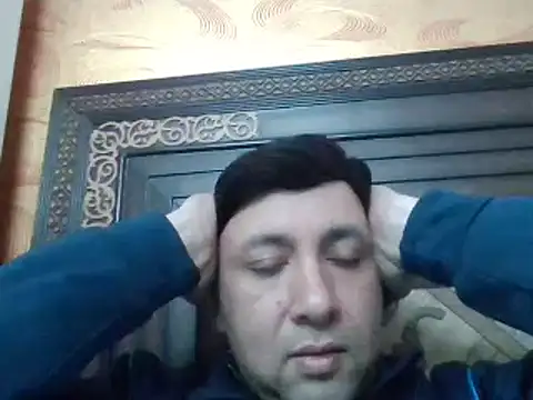 Snapshot of innocentboy1987 chatting on March 5, 6:54 am innocentboy1987 online show from March 5, 6:54 am