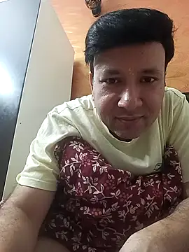 innocentboy1987 online show from May 5, 5:04 am