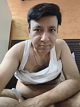 Snapshot of innocentboy1987 chatting on July 5, 4:25 pm innocentboy1987 online show from July 5, 4:25 pm