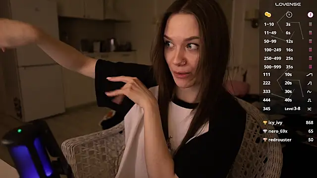 alexa feels  online show from February 22, 9:37 pm