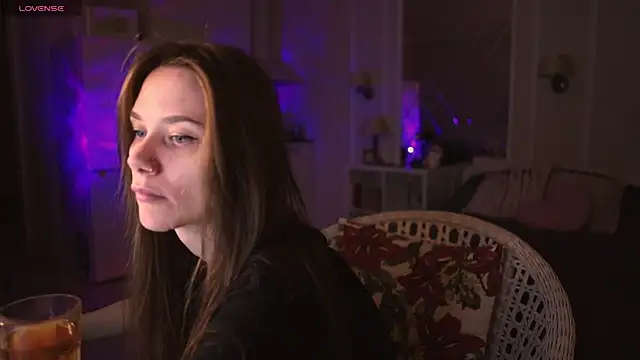 alexa feels  online show from March 5, 4:46 pm