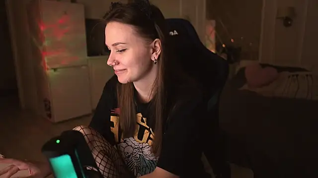 alexa feels  online show from March 15, 6:43 pm