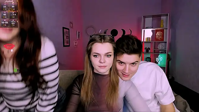 catherine kitty online show from November 23, 8:19 pm