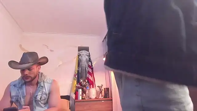 bakersboyssexys online show from March 16, 12:27 am