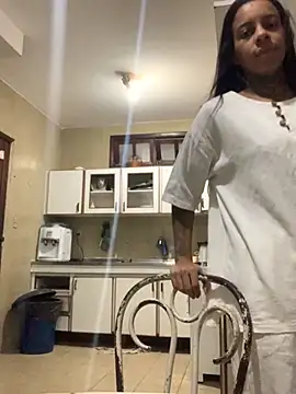 Snapshot of casalshowtime2 chatting on October 22, 7:52 am casalshowtime2 online show from October 22, 7:52 am