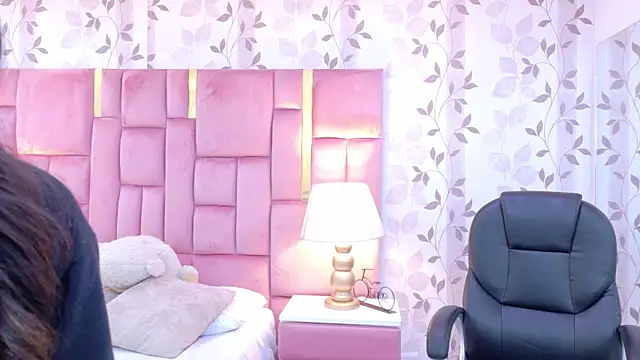 ArianaFranco online show from July 29, 9:46 pm