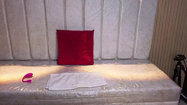 Cute Angell  online show from March 15, 4:13 pm