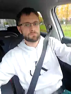 Snapshot of ademandjulia chatting on October 28, 3:25 pm ademandjulia online show from October 28, 3:25 pm