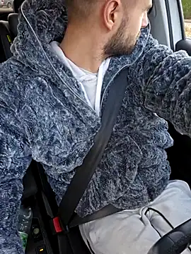 Snapshot of ademandjulia chatting on February 28, 11:33 am ademandjulia online show from February 28, 11:33 am