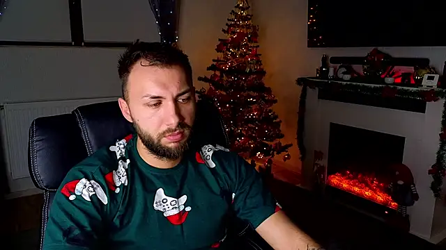 Snapshot of JamieNoxus chatting on December 19, 6:20 am JamieNoxus online show from December 19, 6:20 am