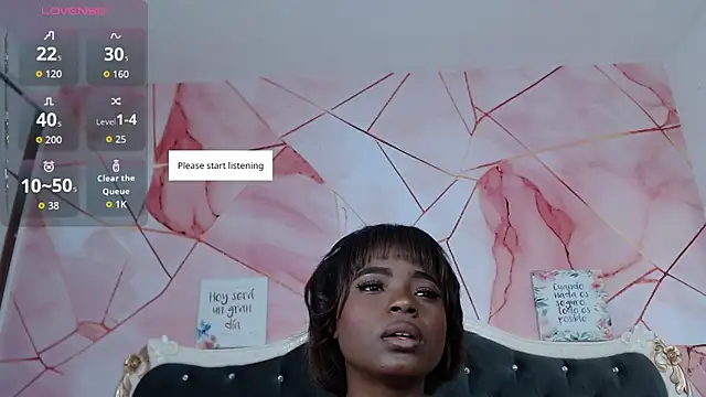 LindaBird online show from March 18, 7:39 pm