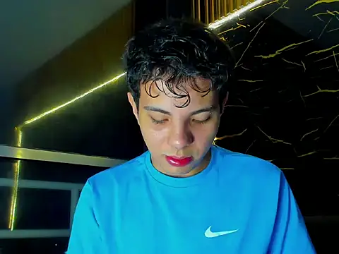 Alessandro 1610 online show from June 17, 3:42 am
