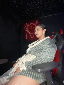 Carola-Ross online show from March 21, 5:32 am