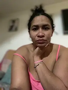 Carola-Ross online show from January 18, 5:06 pm