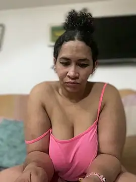 Carola-Ross online show from February 1, 2:48 pm