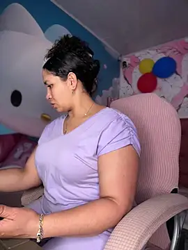 Carola-Ross online show from July 11, 1:25 pm