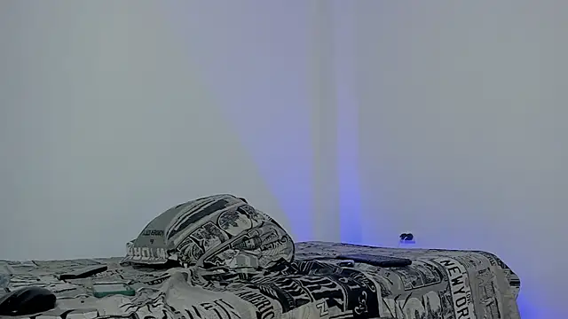 Snapshot of hugosan12 chatting on September 8, 4:39 pm hugosan12 online show from September 8, 4:39 pm