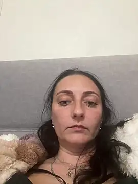 Snapshot of Miroslava1247 chatting on May 12, 1:08 pm Miroslava1247 online show from May 12, 1:08 pm