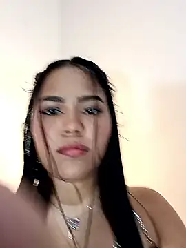 Snapshot of anahi_evans19 chatting on September 20, 7:48 pm anahi evans19 online show from September 20, 7:48 pm