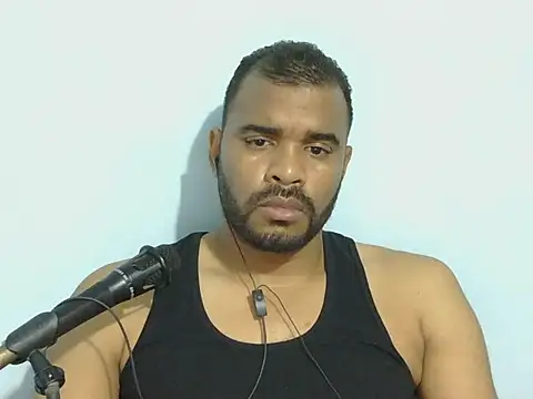 Snapshot of YOX22 chatting on September 16, 5:41 am YOX22 online show from September 16, 5:41 am