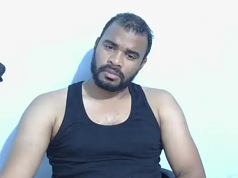 Snapshot of YOX22 chatting on October 10, 4:55 am YOX22 online show from October 10, 4:55 am